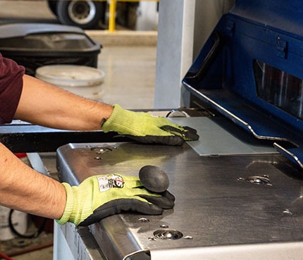 Campaign to hire trade workers with Geofencing